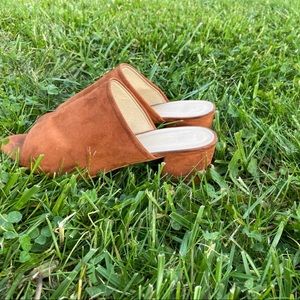 Super Cute Camel Suede Boho Mule